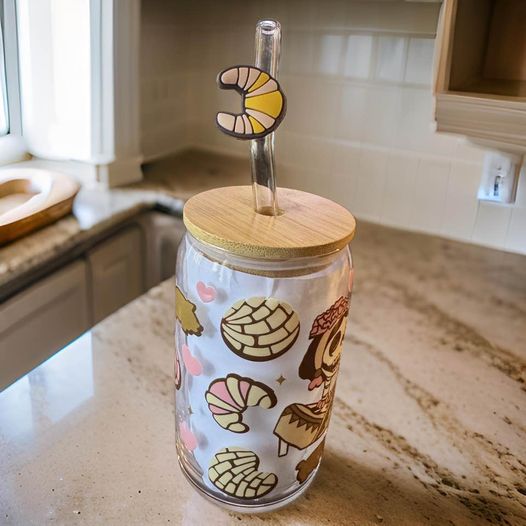 Calavera Concha UV DTF (THIS IS A GLASS CUP I PLACED WHITE PAPER INSIDE SO YOU CAN SEE DESIGNS)