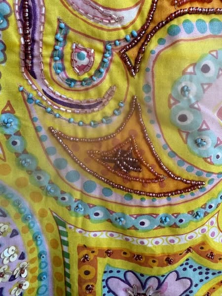 FLOWER POWER TASSEL PURSE - Beauty&Beyond