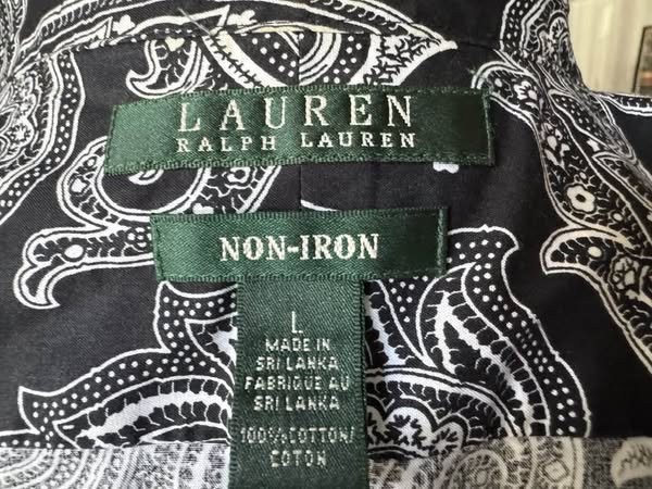BLACK/WHITE PAISLEY BOTTON DOWN SIZE L