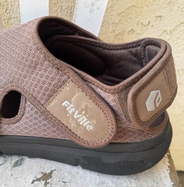 Fitville Men's Closed Toe Sandals SIZE 14