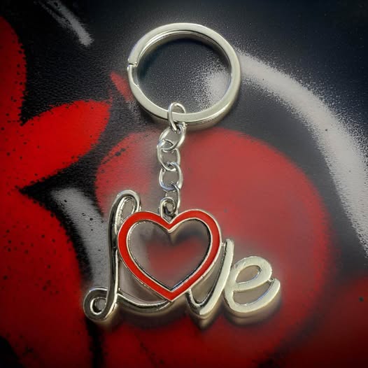 LOVE KEY CHAIN