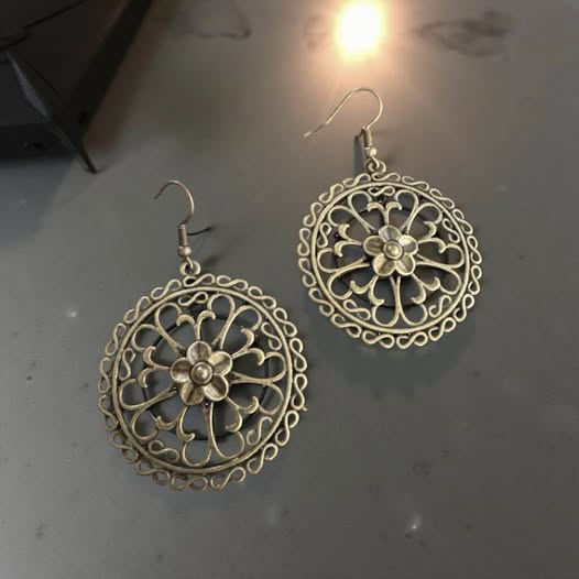 BRASS ANTIQUE EARRINGS