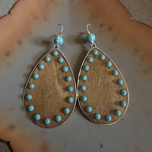 WOOD TEAR DROP EARRINGS