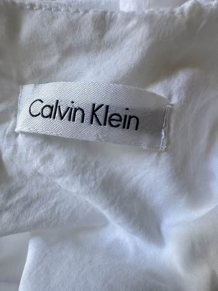 CALVIN KLEIN WHITE BLOUSE SIZE M