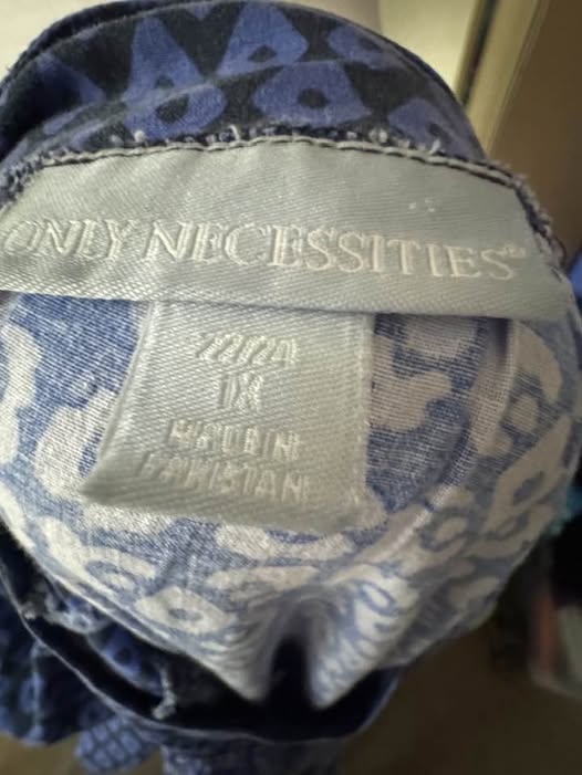 LONG MULTI BLUE DRESS SIZE 22/24 1X