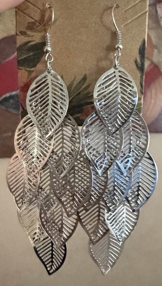 SILVER LEAF DANGLY EARRINGS