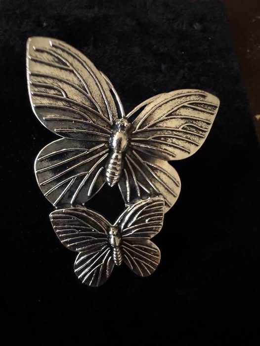 SILVER DOUBLE BUTTERFLY POST BACK EARRINGS