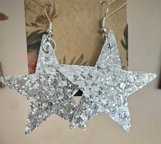 SILVER STAR EARRINGS