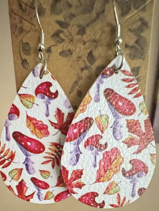 FALL HOLIDAY LEATHER EARRINGS