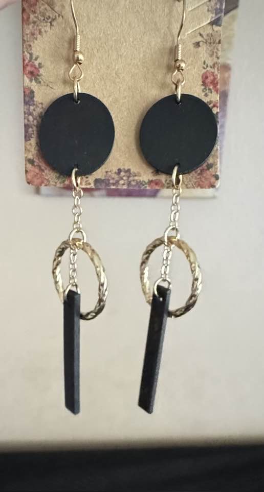 BLACK AND GOLD EARRINGS
