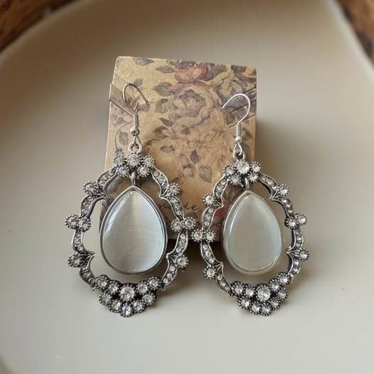 MOTHER OF PEARL EARRINGS