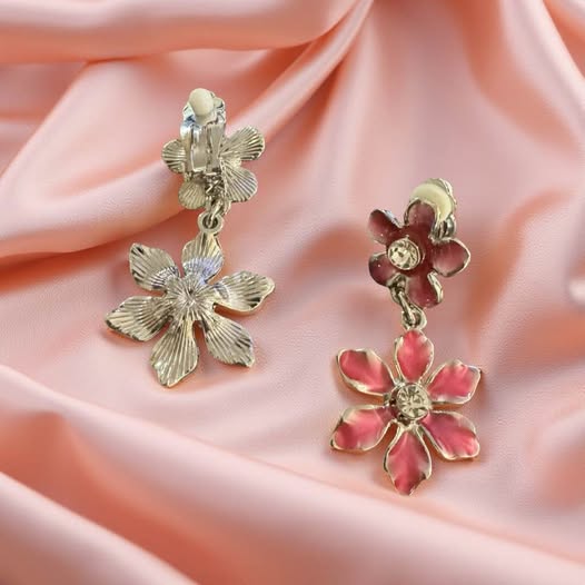 CLIP ON FLOWER EARRINGS