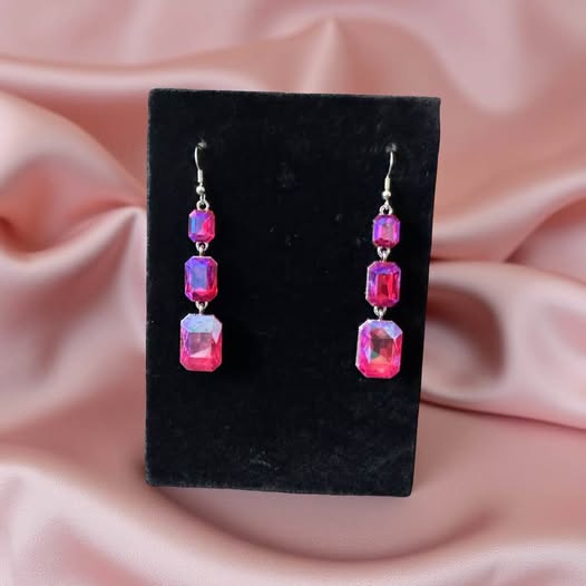 RASPBERRY OIL SPILL DANGLING EARRINGS