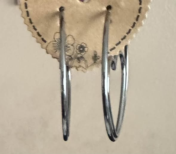 HEART IN HOOP DARK SILVER