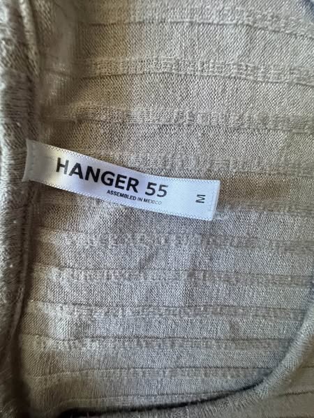 TAN CROP SWEATER SIZE M