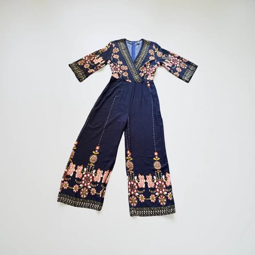 FLORAL ROMPER SIZE M