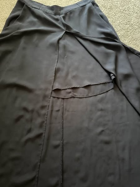 BLACK LONG SKIRT SIZE S