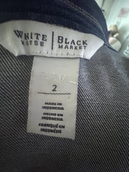 DISTRESS JEAN JACKET SIZE 2