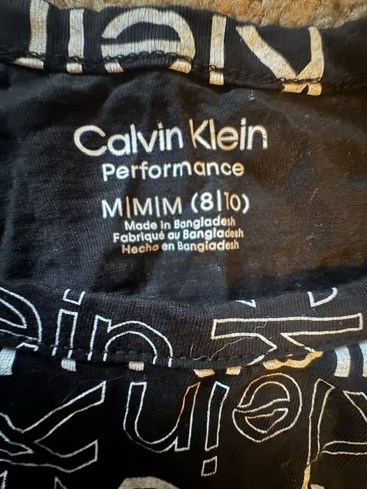 CALVIN KLEIN CROP TOP SIZE M