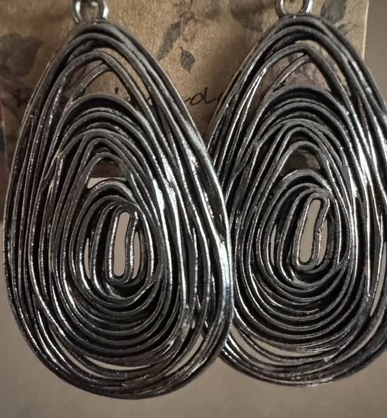 COILED DARK METAL EARRINGS