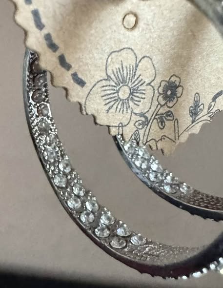 RHINSTONE CLUSTER SILVER HOOPS