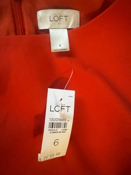 RED RUFFLE DRESS SIZE 6 - Beauty&Beyond
