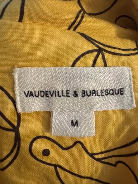 YELLOW JACKET SIZE M - Beauty&Beyond