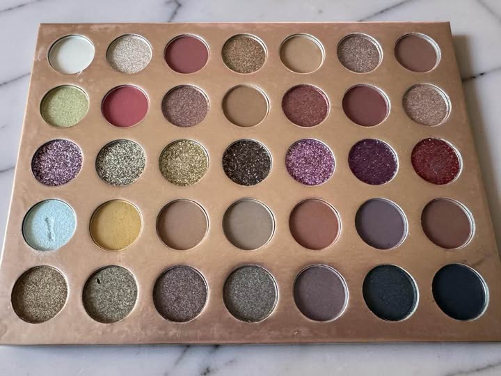 BEAUTY SOUL EYESHADOW PALETTE - Beauty&Beyond