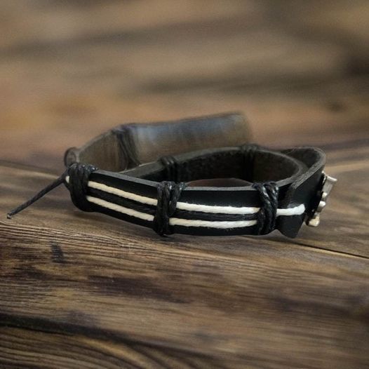 Black Owl Leather Pollcord Bracelet