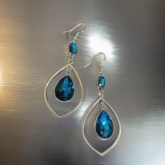 Tear Drop Earrings