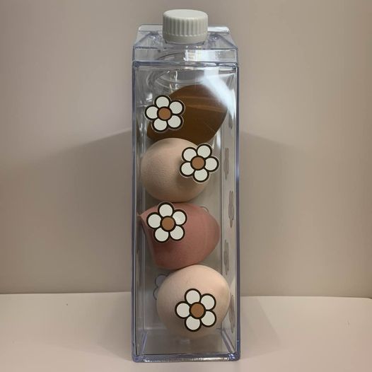 Daisy Water Bottle/Beauty Blenders