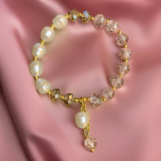 Pearl & Crystal Beads Bracelet