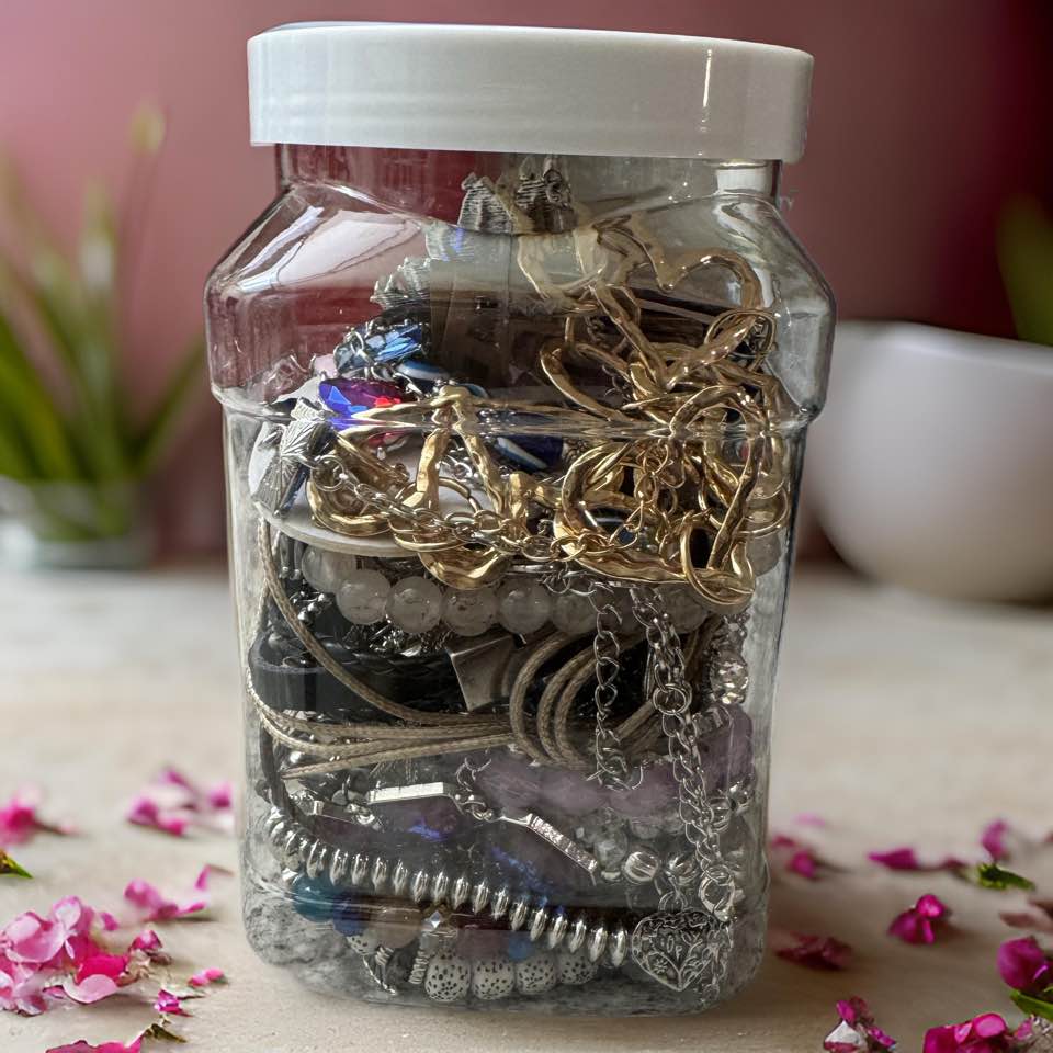 Mystery Jewelry Container #10 27oz