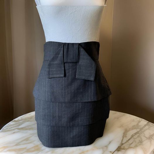 Gray Pin Stripe Skirt size 6