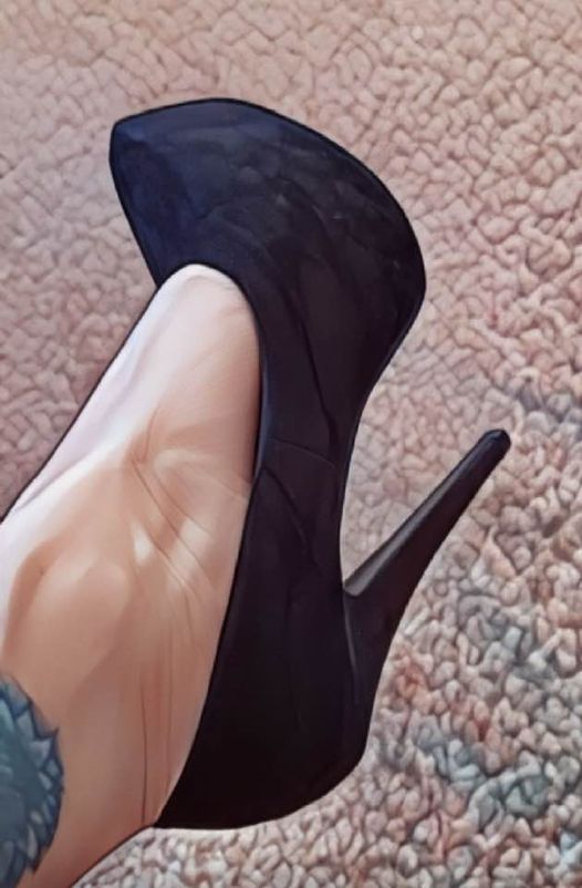 Black Velvet Pump size 5.5