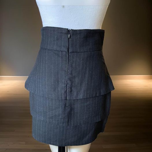 Gray Pin Stripe Skirt size 6