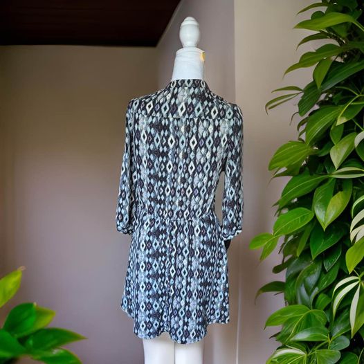 Multi Triangle Design Dress Size Small