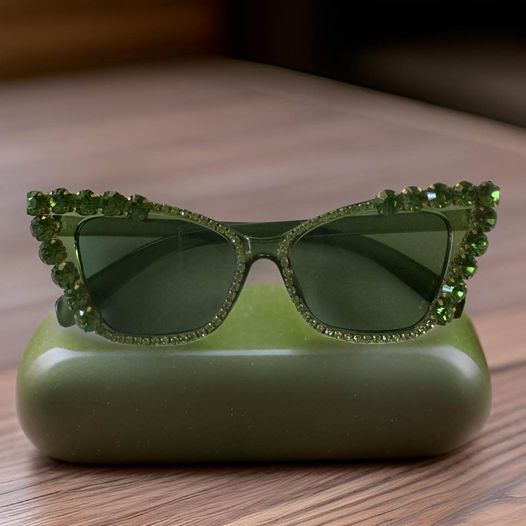 Emerald Green Rhinestone Cat Eye Sunglasses