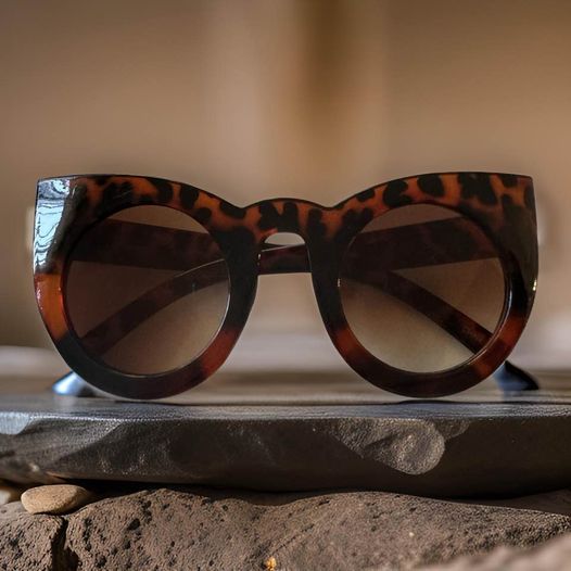 Semi Cat Eye Animal Print Sunglasses