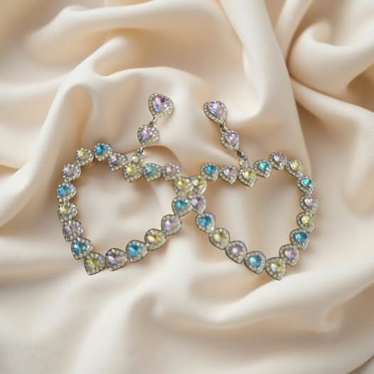 LARGE RHINESTONE HEART EARRINGS