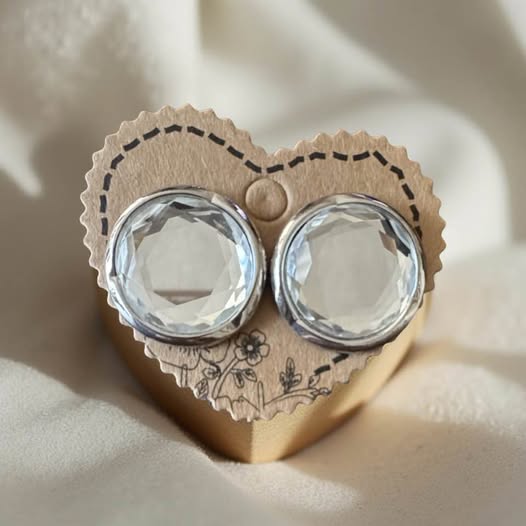 LARGE RHINESTONE STUD EARRINGS