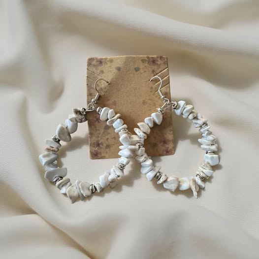 WHITE JAGGED STONE EARRINGS