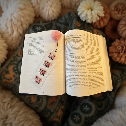 BOOKMARKER "YOU'RE LIKE REALLY PRETTY"