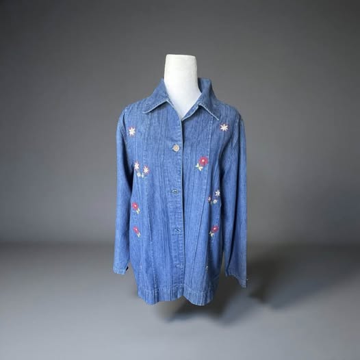 DENIM FLORAL EMBROIDERED JACKET SIZE L