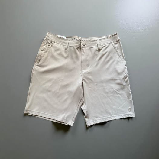 HANG TEN MENS SHORTS SIZE 38