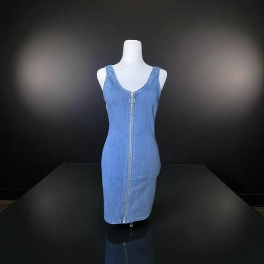 DENIM DRESS SIZE SMALL