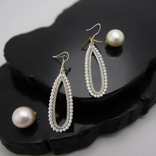 TEAR DROP PEARLS
