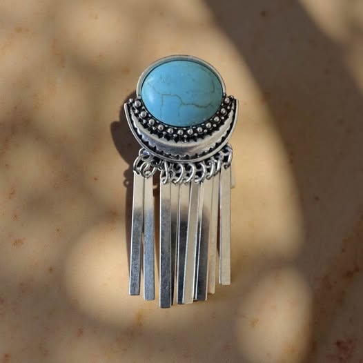 TURQUOIS CRACKLE STONE EARRINGS