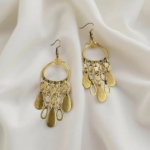 BRASS DANGLY EARRINGS