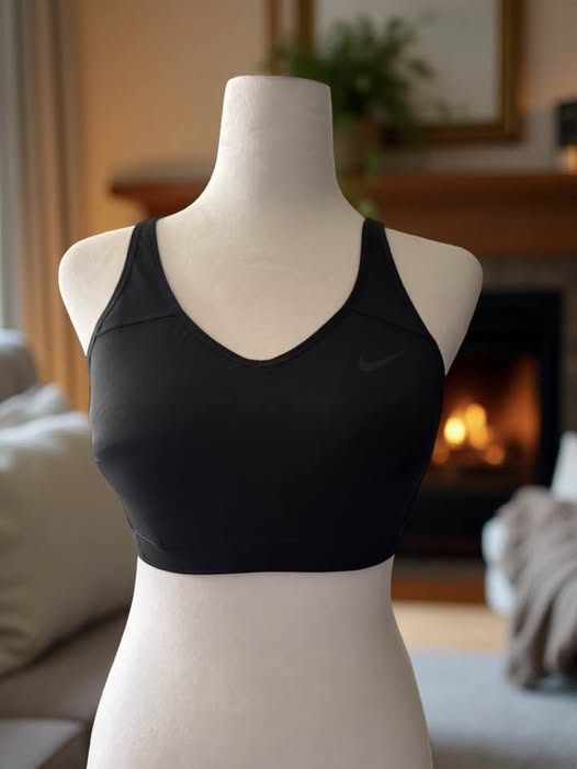 NIKE DRI FIT SPORT BRA SIZE SMALL